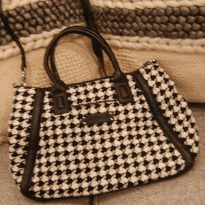 Vera Bradley Quilted Tote – Slight Wear on Strap & Piping, Great Price